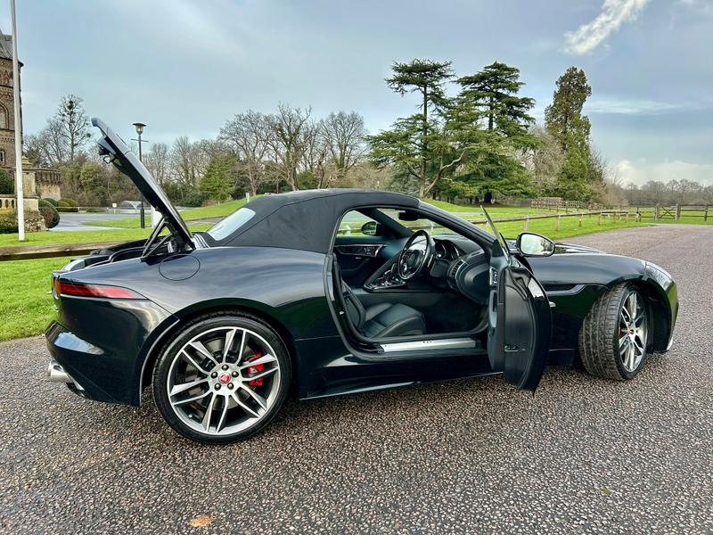 Used Jaguar F-Type 2019 for sale - 77350031: Photo 18