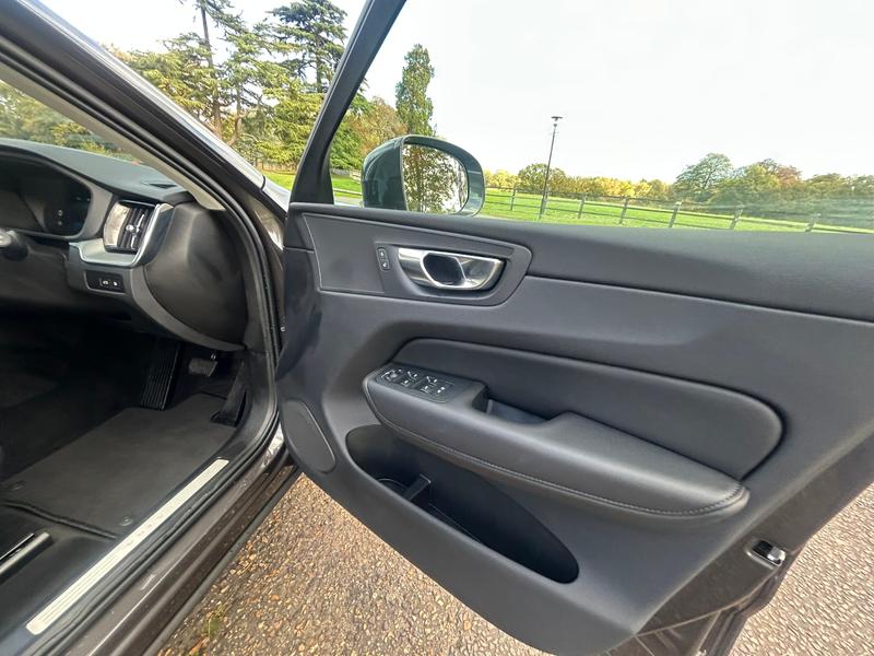 Used Volvo XC60 2024 for sale - 76382123: Photo 17