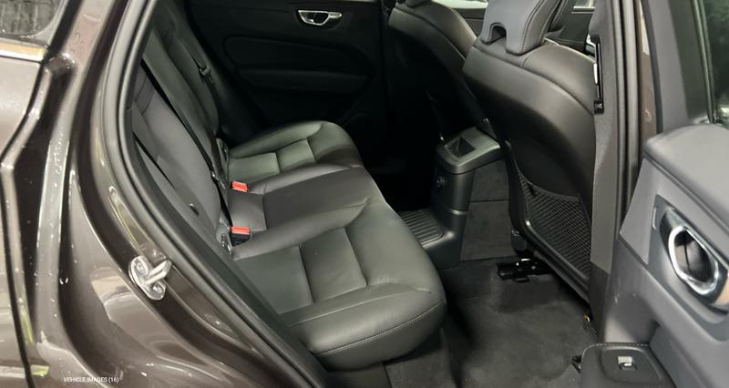 Used Volvo XC60 2024 for sale - 76382123: Photo 6