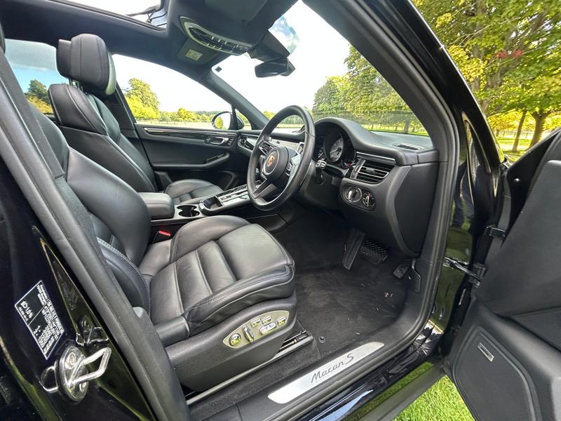 Used Porsche Macan 2022 for sale - 76017210: Photo 23