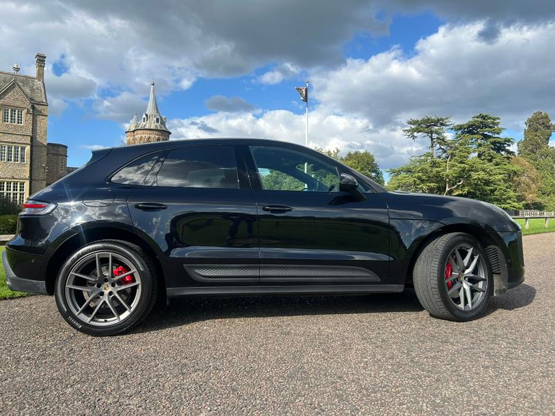 Used Porsche Macan 2022 for sale - 76017210: Photo 5