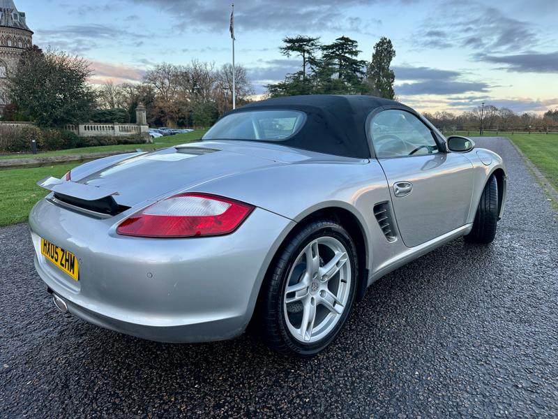 Used Porsche Boxster 2022 for sale - 76787752: Photo 11