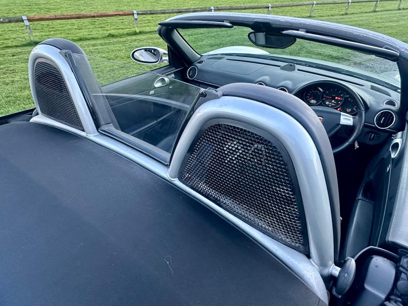 Used Porsche Boxster 2022 for sale - 76787752: Photo 24