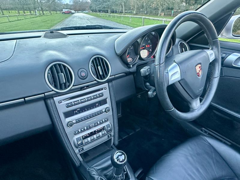 Used Porsche Boxster 2022 for sale - 76787752: Photo 25