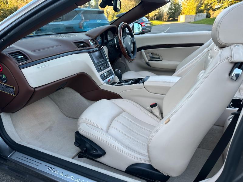 Used Maserati GranCabrio 2010 for sale - 78206321: Photo 21