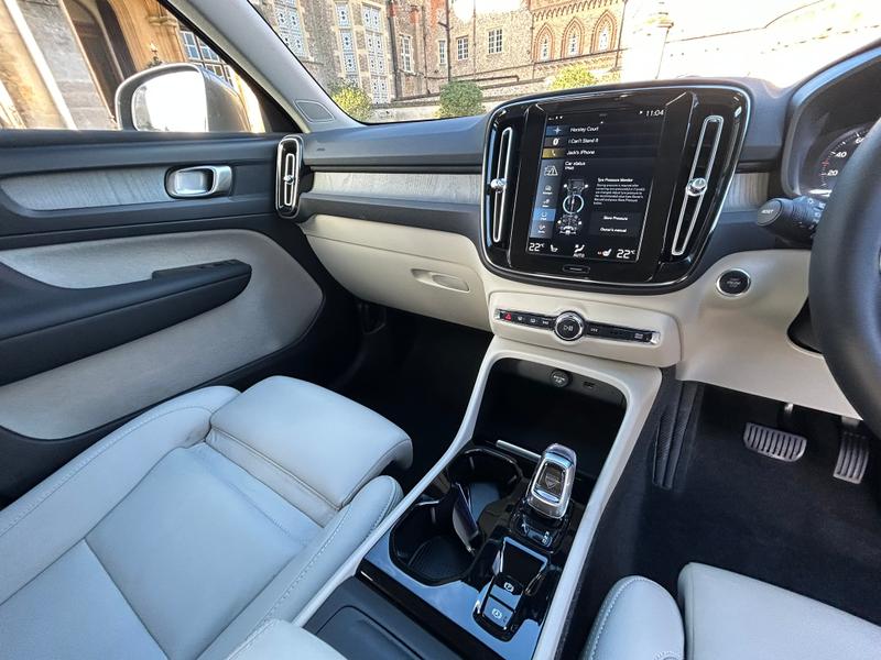 Used Volvo XC40 2021 for sale - 76782377: Photo 19