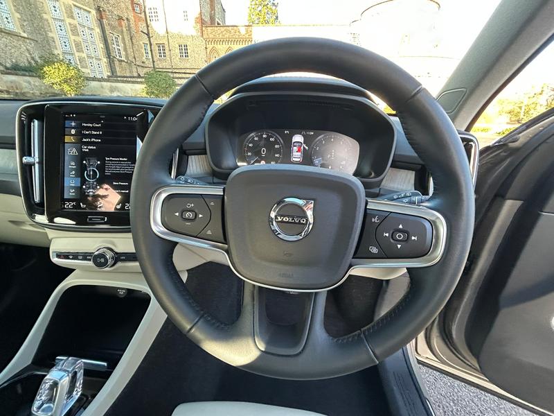 Used Volvo XC40 2021 for sale - 76782377: Photo 20