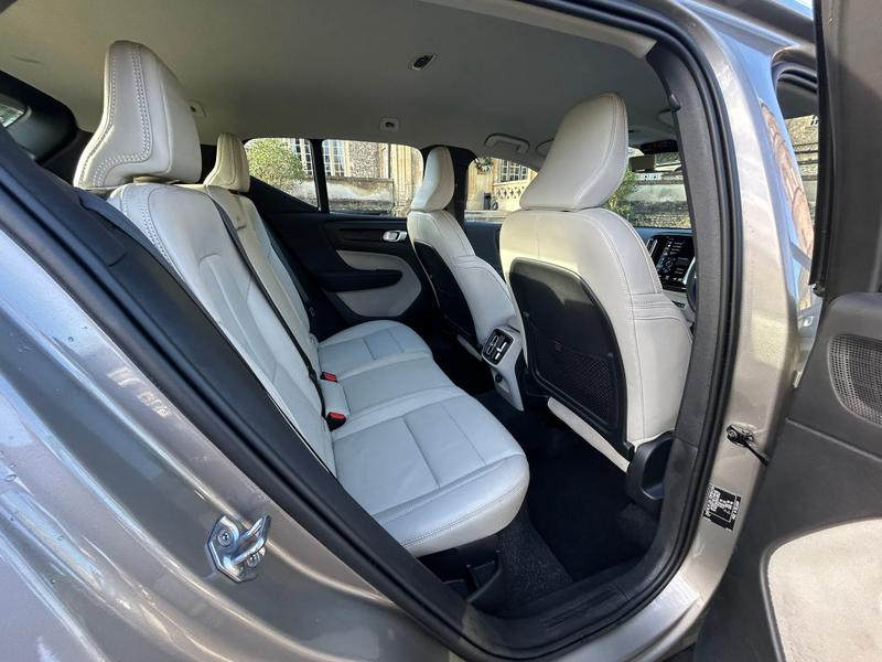 Used Volvo XC40 2021 for sale - 76782377: Photo 21