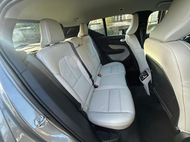 Used Volvo XC40 2021 for sale - 76782377: Photo 22