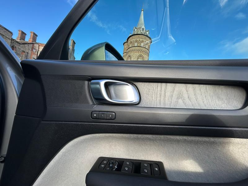 Used Volvo XC40 2021 for sale - 76782377: Photo 24