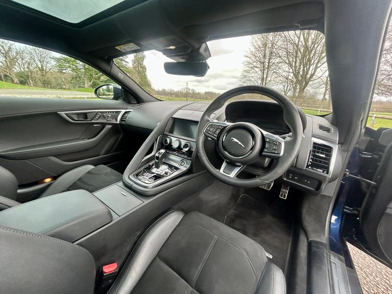 Used Jaguar F-Type 2020 for sale - 77575807: Photo 17