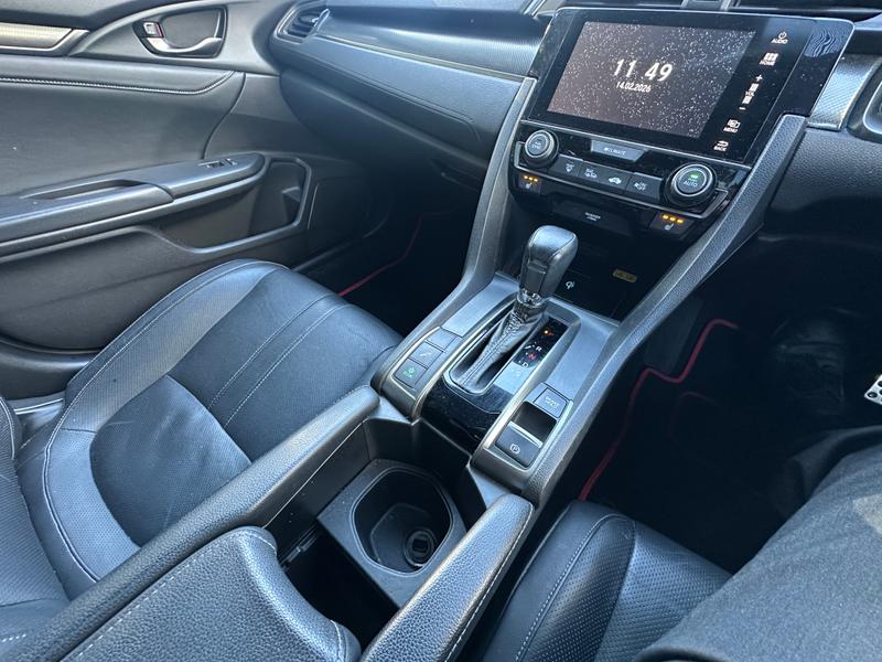 Used Honda Civic 2017 for sale - 77557173: Photo 22