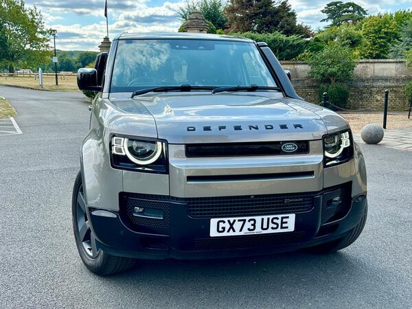 Used Land Rover Defender 110 2023 for sale - 75667740: Photo 11