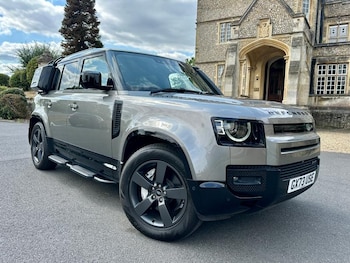 Used Land Rover Defender 110 2023 for sale - 75667740: Photo
