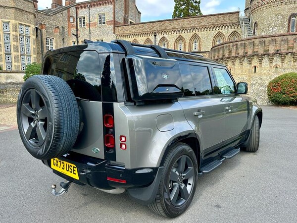 Used Land Rover Defender 110 2023 for sale - 75667740: Photo 6