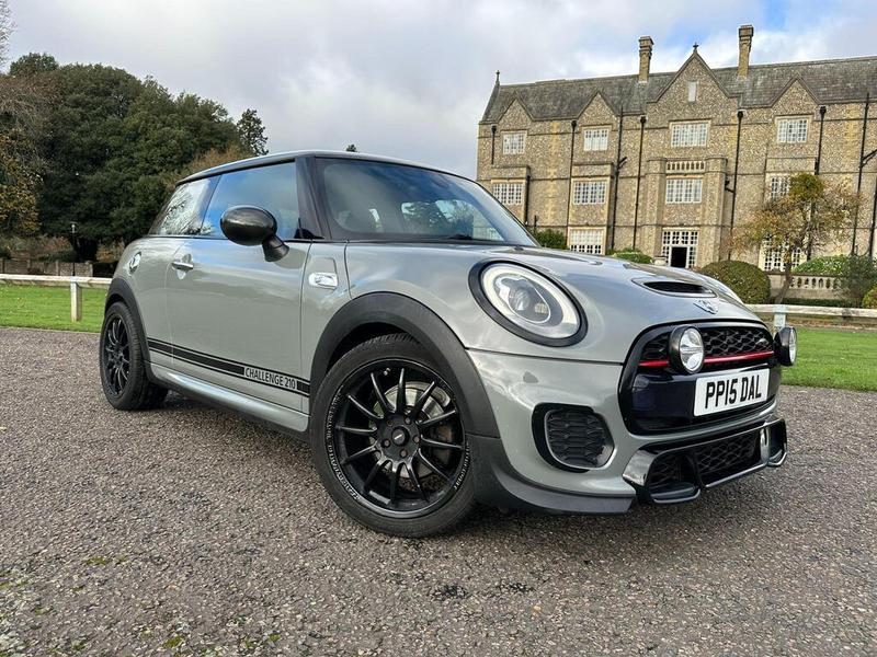 Used MINI Hatch 2015 for sale - 76508145: Photo 2