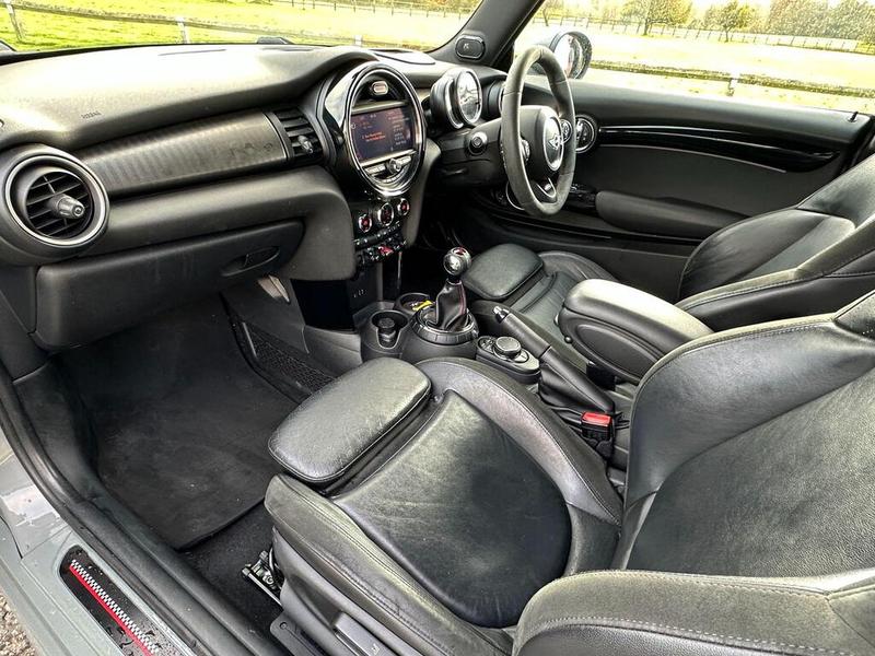 Used MINI Hatch 2015 for sale - 76508145: Photo 24