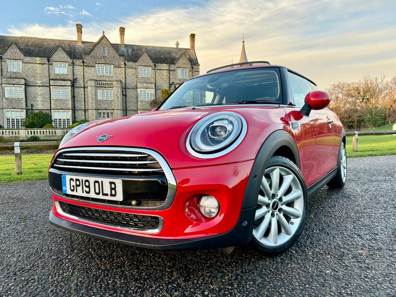Used MINI Hatch 2019 for sale - 76766969: Photo 1