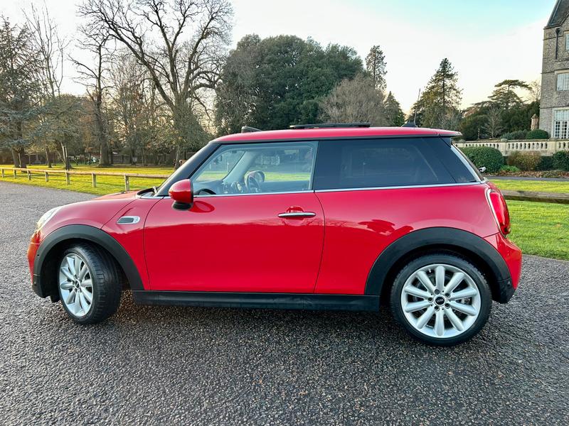 Used MINI Hatch 2019 for sale - 76766969: Photo 2