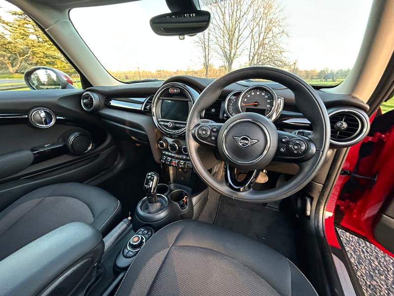 Used MINI Hatch 2019 for sale - 76766969: Photo 24