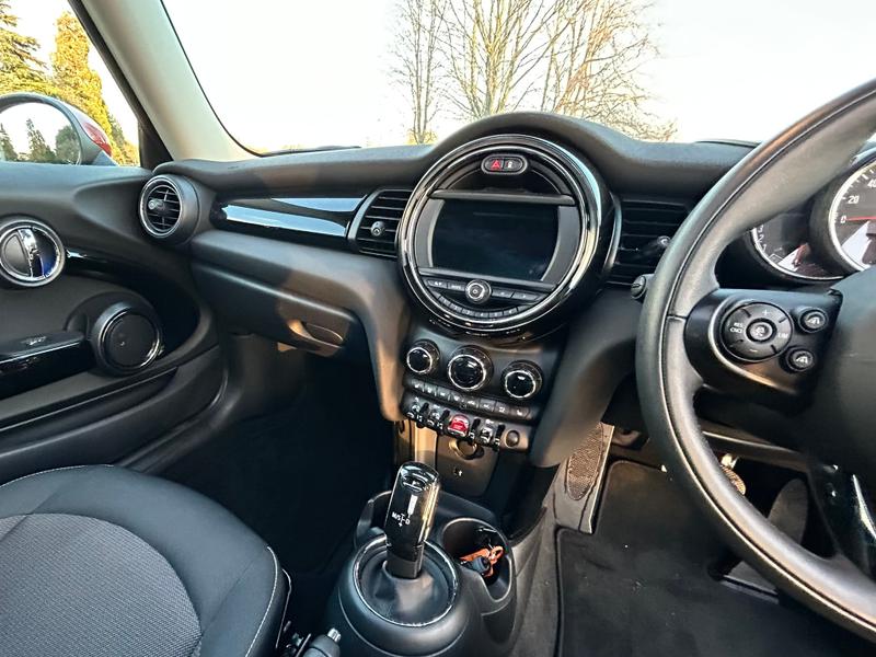 Used MINI Hatch 2019 for sale - 76766969: Photo 25
