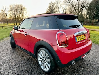 Used MINI Hatch 2019 for sale - 76766969: Photo