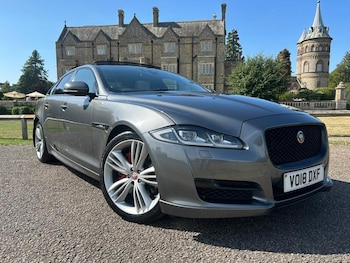 Used Jaguar XJ 2018 for sale - 75529591: Photo