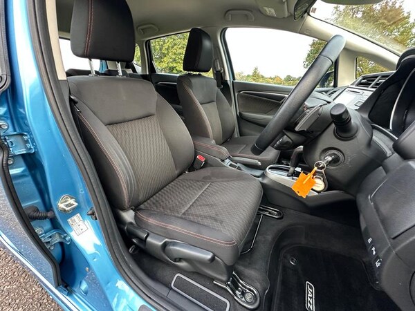 Used Honda Jazz 2018 for sale - 76046620: Photo 20