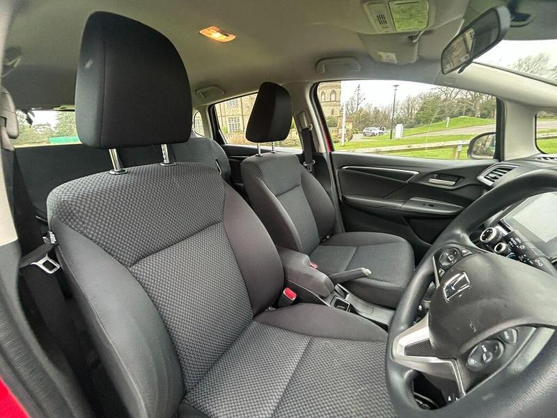 Used Honda Jazz 2018 for sale - 77935059: Photo 25