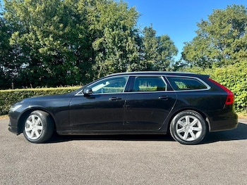 Used Volvo V90 2018 for sale - 79510252: Photo