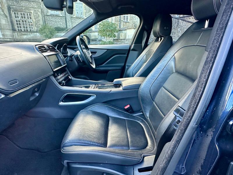 Used Jaguar F-Pace 2017 for sale - 76452719: Photo 16
