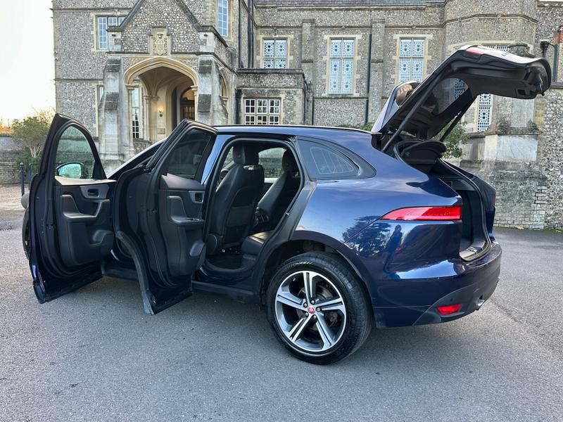 Used Jaguar F-Pace 2017 for sale - 76452719: Photo 21