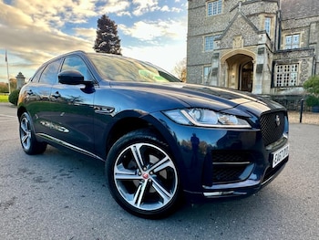 Used Jaguar F-Pace 2017 for sale - 76452719: Photo