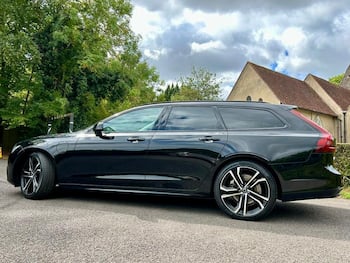 Used Volvo V90 2024 for sale - 79699582: Photo