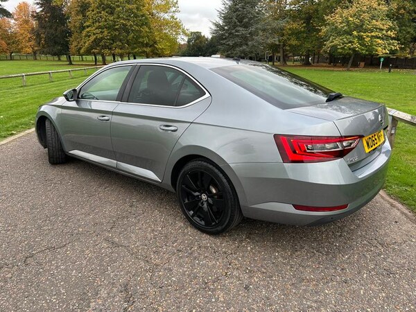 Used Skoda Superb 2015 for sale - 76285408: Photo 8