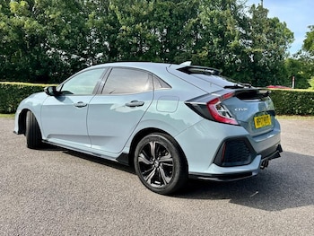 Used Honda Civic 2017 for sale - 78912069: Photo