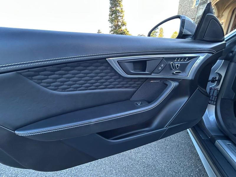 Used Jaguar F-Type 2020 for sale - 77951268: Photo 17