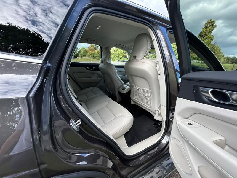 Used Volvo XC60 2022 for sale - 75891248: Photo 14