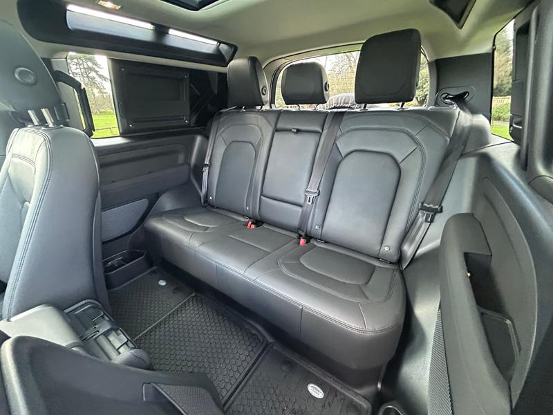 Used Land Rover Defender 2022 for sale - 77834488: Photo 24