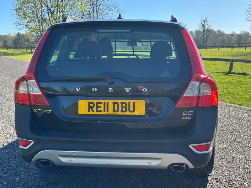 Used Volvo XC70 2011 for sale - 78171996: Photo 10