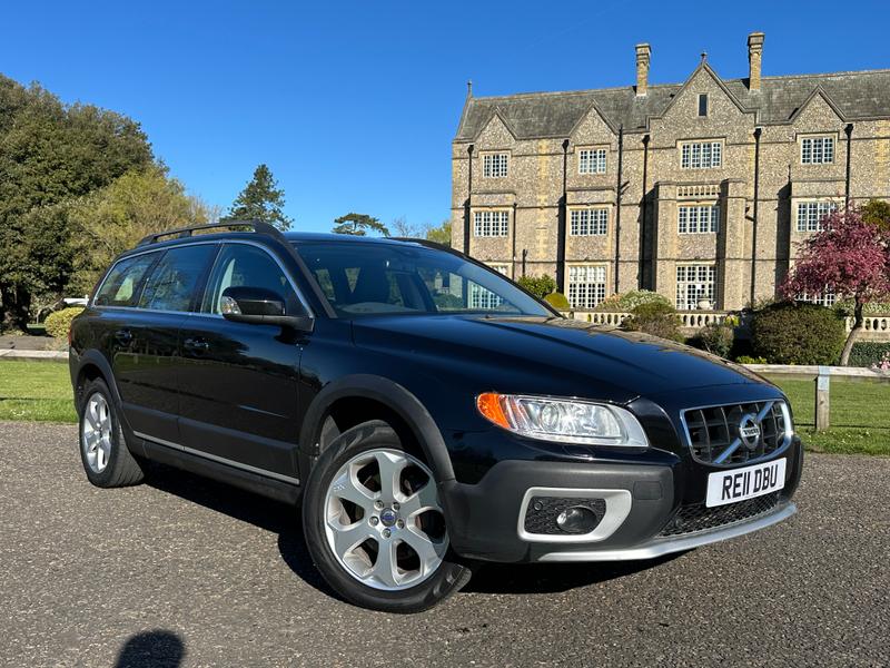 Used Volvo XC70 2011 for sale - 78171996: Photo 2