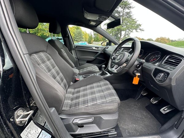 Used Volkswagen Golf 2014 for sale - 76266009: Photo 18