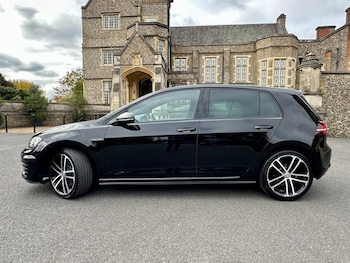 Used Volkswagen Golf 2014 for sale - 76266009: Photo 2