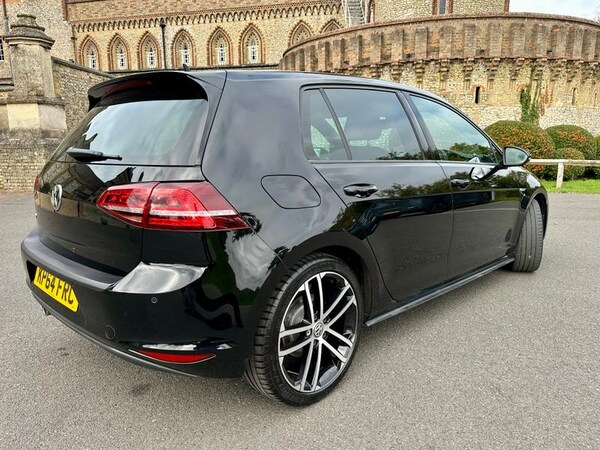 Used Volkswagen Golf 2014 for sale - 76266009: Photo 6