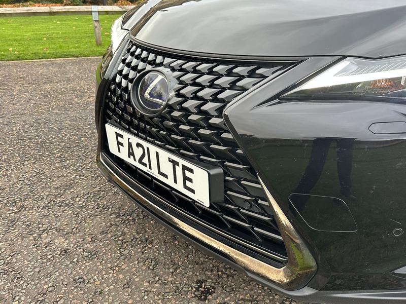 Used Lexus UX for sale - 76508189: Photo 17
