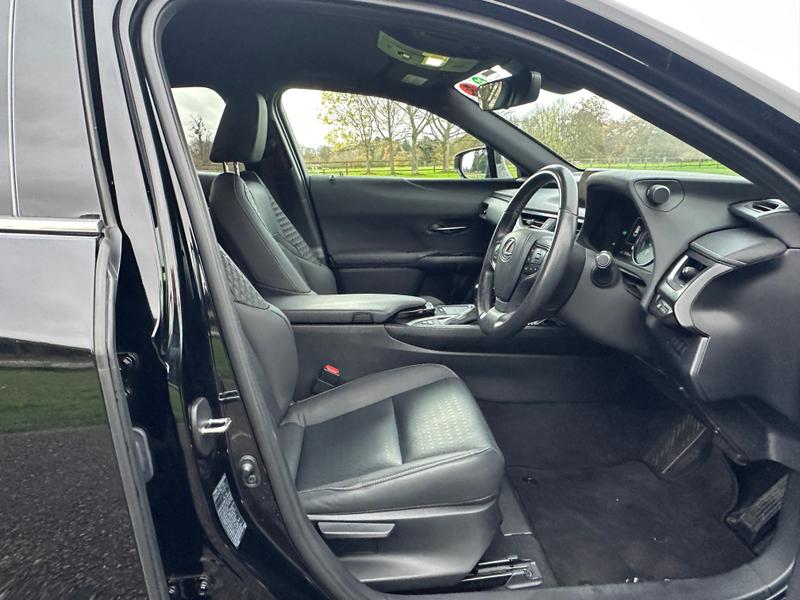 Used Lexus UX for sale - 76508189: Photo 19