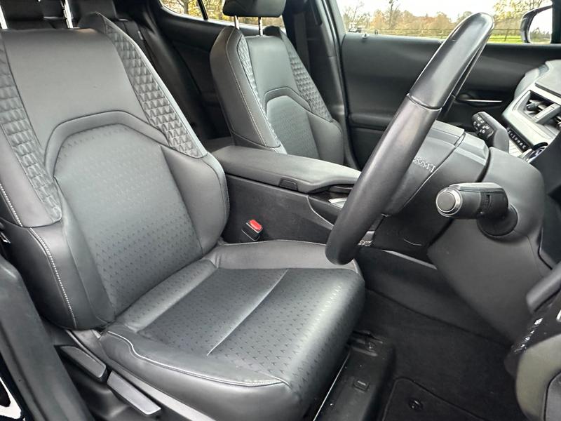 Used Lexus UX for sale - 76508189: Photo 21