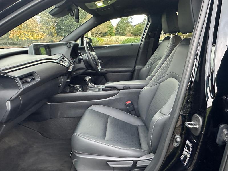 Used Lexus UX for sale - 76508189: Photo 22