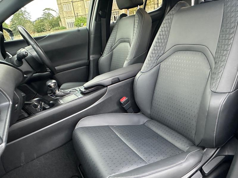Used Lexus UX for sale - 76508189: Photo 24