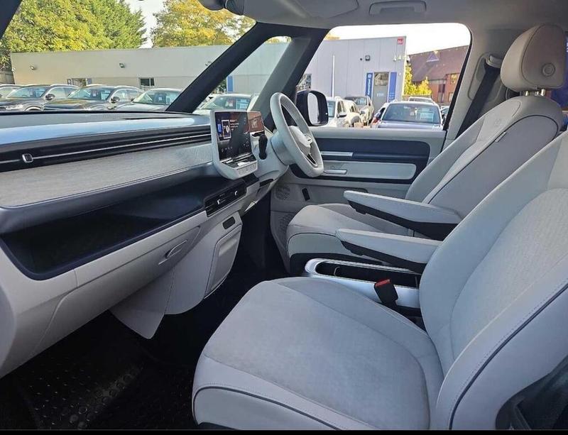 Used Volkswagen ID.Buzz 2024 for sale - 76382122: Photo 5